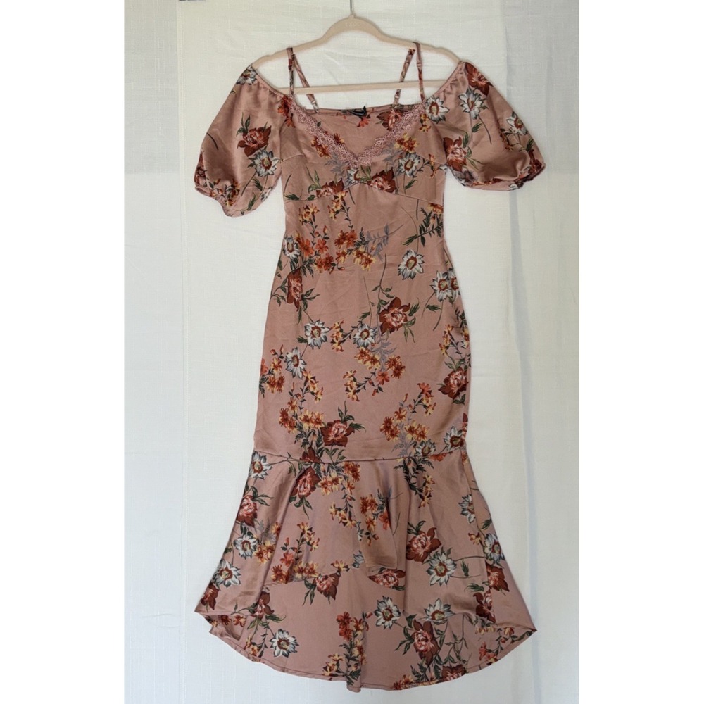 Pretty Little Thing Satin Floral Mermaid Dress Size 4 BodyCon Pink Asymmetrical